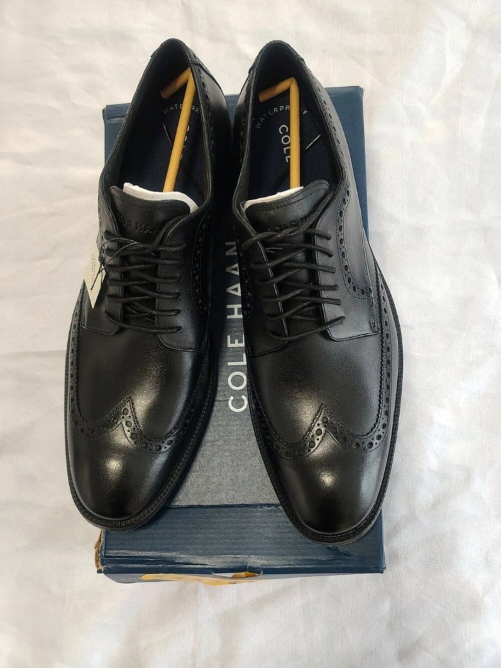 New Mens Cole Haan Size 10.5 Color Black Modern Essentials Wingtip Oxford